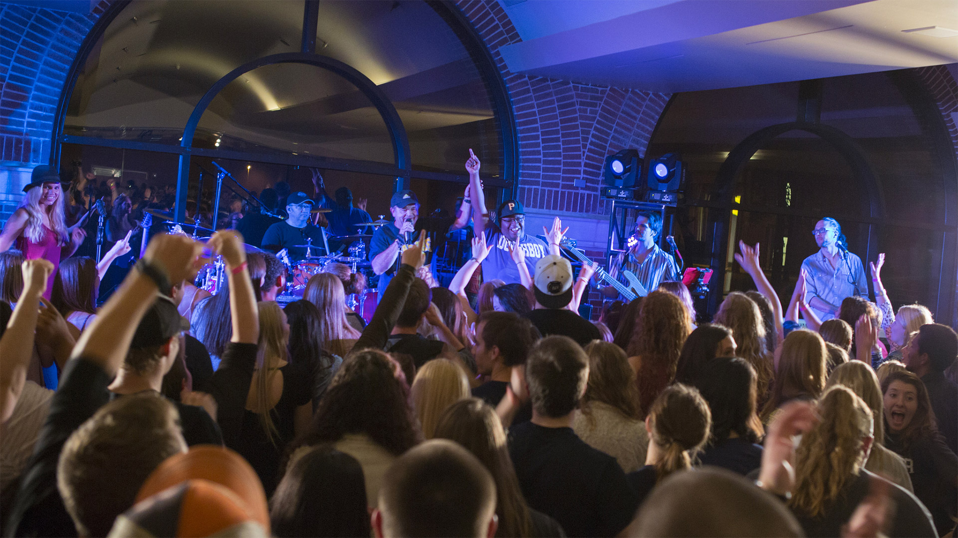 Students and alumni at a concert